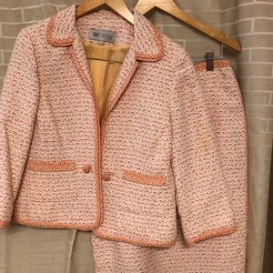 Worth Orange pink yellow tweed on while suit
